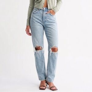 Abercrombie & Fitch Curve Love 90s Ultra High Rise Straight Jeans ComfortStretch